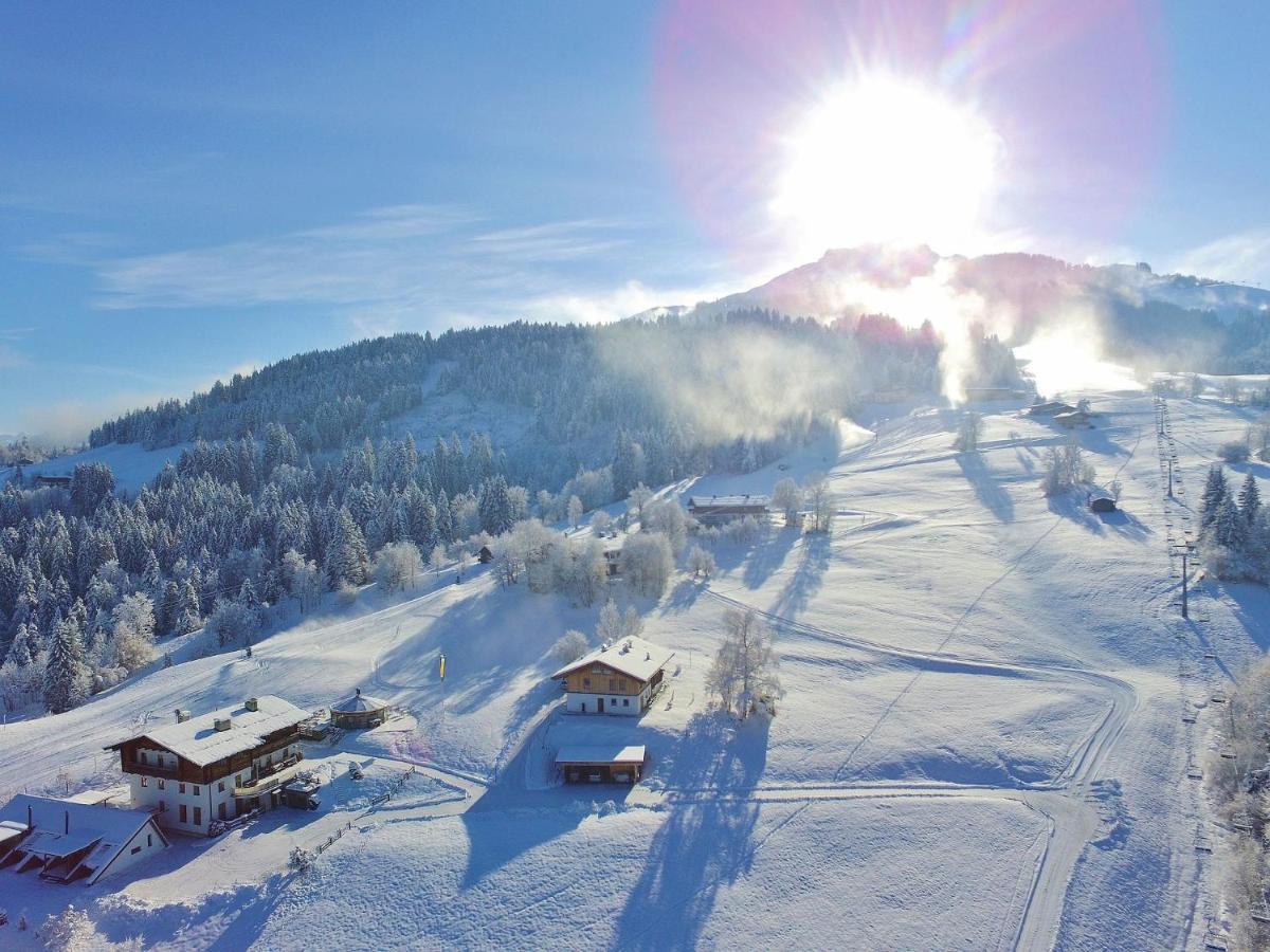 Chalet On The Ski Slope In St Johann In Tyrol Apfeldorf Εξωτερικό φωτογραφία